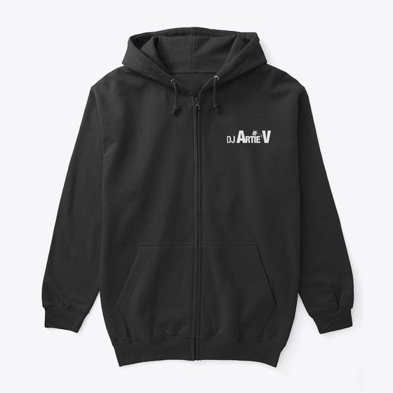 NoArtie NoParty Merch